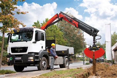 Palfinger epsilon is the world's leading manufacturer of cranes for timber haulage, recycling applications and construction for many years. Cuchara | PALFINGER