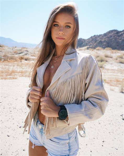 The appearance of hyperlinks does not constitute endorsement by the u.s. Hailey Grice is Dan Bilzerian's nieuwe favoriete chick ...