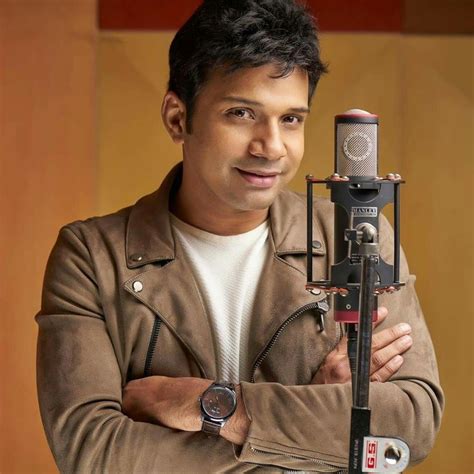 Karthik is a renowned payback singer who is known for his versatility. Pin by Vyshnavi Reddy on karthik singer (With images ...