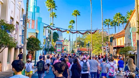 Photos Heres What New Years Day Crowds Look Like In Disney World ⋅