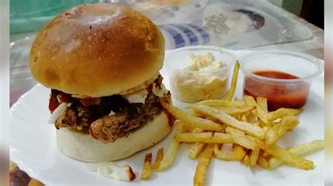 Zingerburger#kfcstyleburger#zingerchicken#burger learn to make kfc style zinger burger by cook with fari.its an authentic. Zinger burger with coleslaw | quick and easy - YouTube