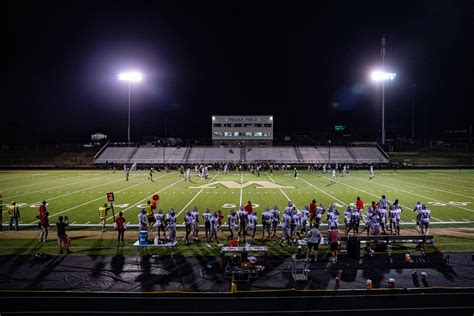 Photos Iowa City West Vs Iowa City High Football The Daily Iowan