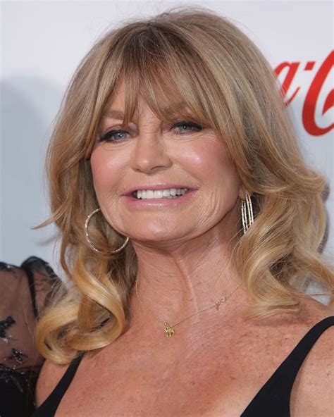 While the captioning of surgery was not entirely accurate, it was obvious that some sort of procedure, most likely one involving fillers or botox, did not go as planned.the star's face is seen distorted and deformed, with uneven lips and a face that is taught to the point of being angular. Goldie Hawn - Big Screen Achievement Awards at CinemaCon ...