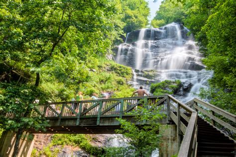 13 Unimaginably Beautiful Places In Georgia That You Must