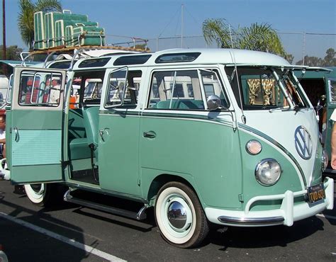 Vw Bus Tricked Out To The Max As They Say Vw Bus Vintage