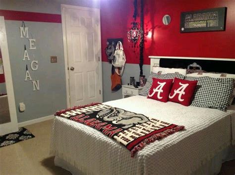 Check spelling or type a new query. Pin by Neón Dei on BAMA | Alabama room, Alabama bedroom ...