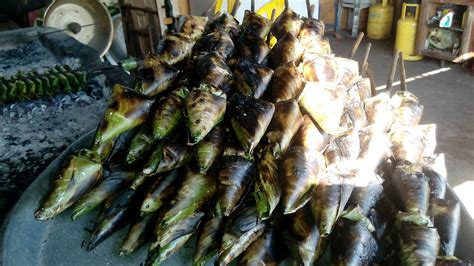 Restoran ini ada menghidangkan pelbagai jenis makanan iaitu makanan laut, makanan barat dan juga bagi sesiapa yang menggemari makanan barat , dicadangkan untuk merncuba makanan western di hazlan bistro, kuala terengganu. CAHAYA AZAM: Sata Sedap di Menggabang Telipot, Terengganu