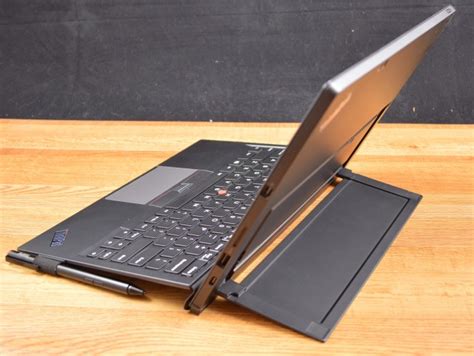 The form factor is familiar. Microsoft Surface Pro 4 vs Lenovo ThinkPad X1 Tablet