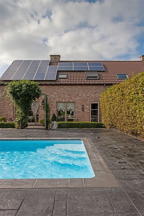 In diesem artikel behandle ich die aus meiner sicht wesentlichen vorteile eines rundbeckens und stelle meines erachtens gute modelle vor: Pooltreppe rund | Pool im garten, Pool, Garten