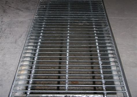 Heavy Duty Galvanized Steel Grating Drain Cover Free Sample Customized