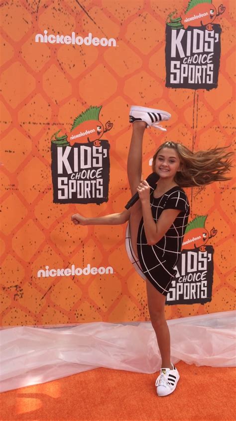 Jordangreene Make Sure To Go On Nickelodeon To Kcs Tonight At Pm College Girl Photo