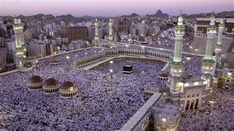 Between Wealth And Wahhabism Saudi Urban Overhaul Transforms Islams