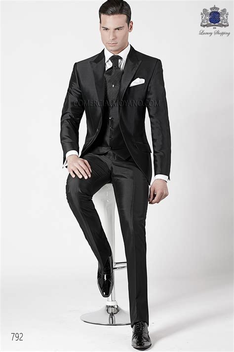 Fashion Black Men Wedding Suit Model 792 Mario Moyano Collection