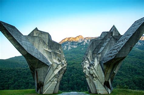 Nacionalni park sutjeska je najstariji i najveći nacionalni park u bih. Nacionalni Park Sutjeska i prašuma Perućica | Lider Travel