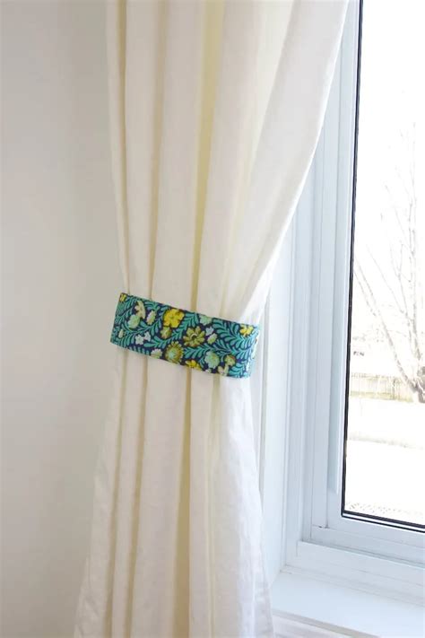 Easy Curtain Tie Backs Add A Pop Of Colour In Minutes Mix Measure Make