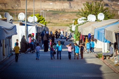 Turkey Takes In Millions Of Refugees Bmz