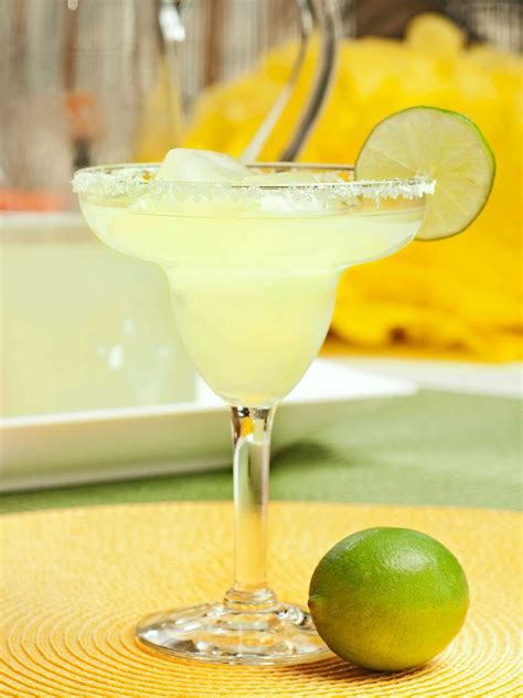 The Perfect Margarita Perfect Margarita Tequila Drinks Easy Classic Margarita