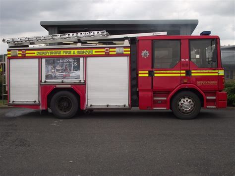 derbyshire fire and rescue service dfrs dennis sabre p295m… flickr