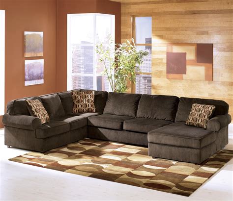 Ashley Furniture Vista Chocolate Casual 3 Piece Sectional With Right