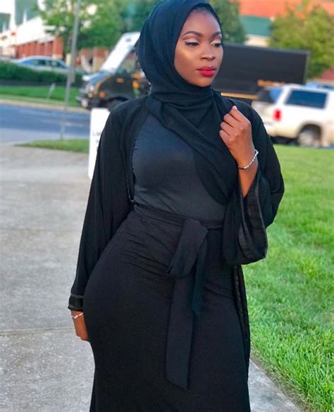 Pin By Jon M On Blue New In 2020 Muslim Women Fashion Black Women Classy Women