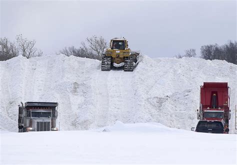 Final Buffalo Snow Totals Are In See Who Got The Most Over 65 Feet