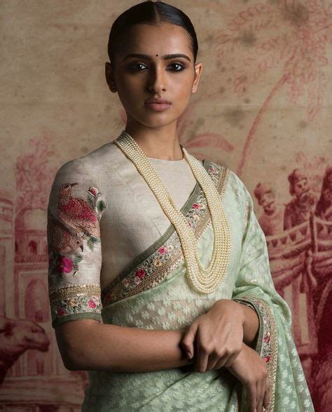Gorgeous blouse with full sleeves: Sabyasachi Mukherjee saree | Sabyasachi sarees, Latest ...