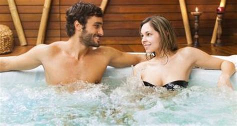 How To Have A Romantic Time In A Hot Tub Dating Tips