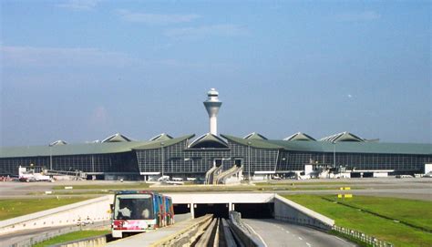 Kuala lumpur's secondary airport, the renovated skypark terminal currently handles all domestic and international traffic at subang airport (code: Hello Traveller, Airport Tax Nak Naik !! - Ruggedmom.com