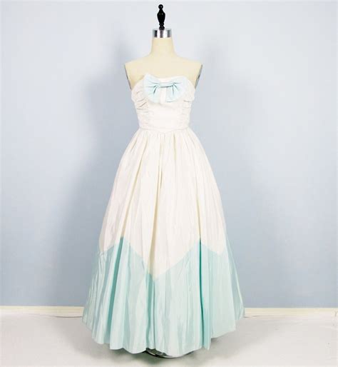 Vintage 1960s Ballroom Prom Party Dress Cupcake By Jlvintage