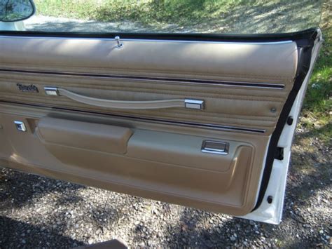 1977 Oldsmobile Cutlass Salon Bucket Seats Sunroof Power Everything