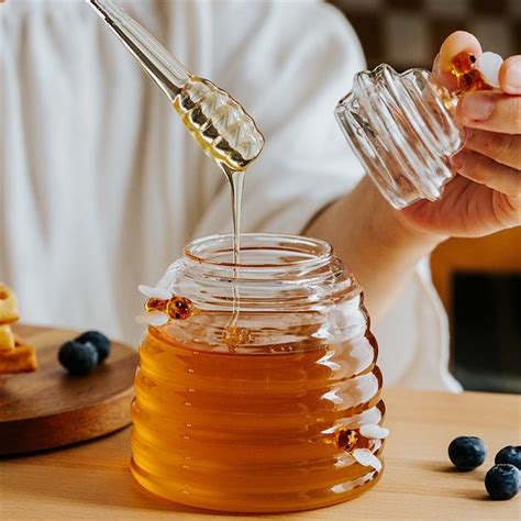China Beehive Glass Honey Jar With Wood Dipper Manufacturers Suppliers Factory Uni Shine