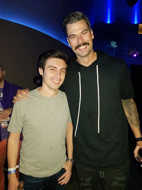Does it mean anything special hidden between the lines to. The Doc meets shroud in person (TwitchCon 2017 ...