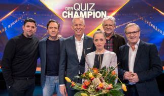 Jag åkte och besökt jan emanuel i hans hem på östermalm! Dr. Manuel Hobiger privat: Quiz-Vulkan! DAS macht der ...