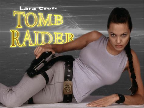 Angelina Jolie Tomb Raider Cute Celeb Wallpaper