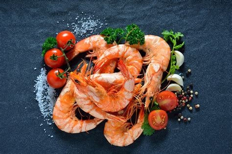 Download Tomato Seafood Still Life Food Shrimp 4k Ultra Hd Wallpaper
