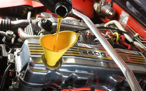 Warnings Does Your Vehicle Need An Oil Change Valvolineexpresscare