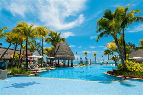 Ambre Hotel Mauritius Holiday Hypermarket