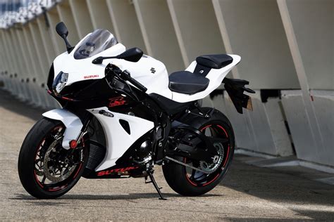 Specs owners' reviews bikes for salefor sale. INTERMOT 2018: Intelligent updates for the 2019 Suzuki ...