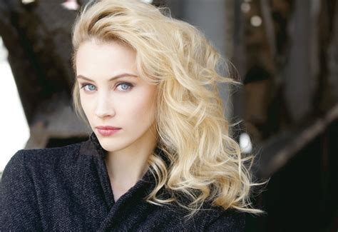 Celebrity Blue Eyes Curly Hair Actress Face Women Blonde Sarah