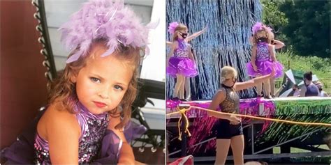 Video 4 Year Old Girl Stands Perfectly Still During Dance Recital