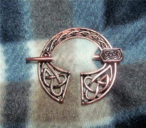 Celtic Knot Viking Cloak Pin 1 12 Penannular Brooch Etsy