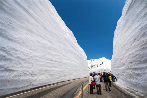 ‘roof Of Japan 17 Meter Deep Snow Corridor Sri Sutra Travel