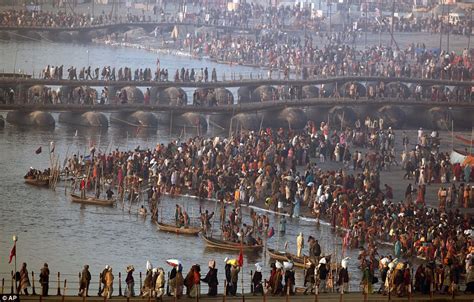 Kumbh Mela Stampede At Least 36 People Crushed To Death During Hindu Festival Daily Mail Online