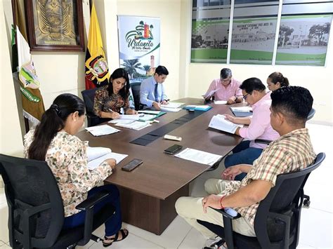 NUEVA SESION DE CONCEJO SE DESARROLLO EN EL GAD MUNICIPAL DE URDANETA