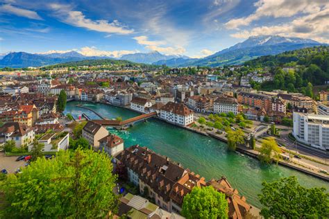 السياحة في سويسرا تعرف إلى أجمل الوجهات الرجل