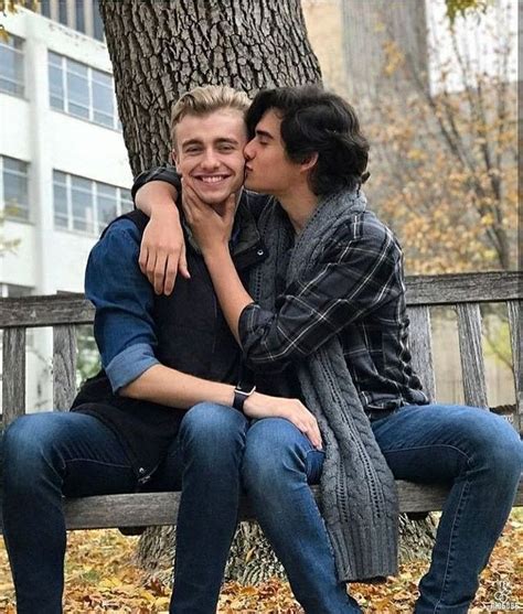 Pin By Денис Денисов On Love Cute Gay Couples Gay Love Cute Gay