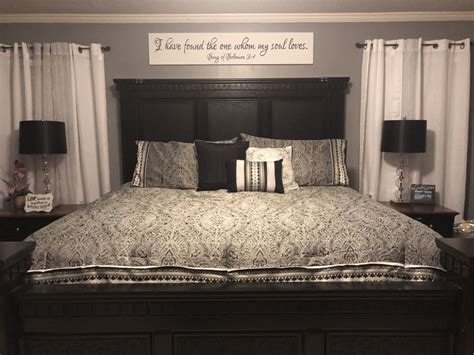 It's soft, stylish and neutral.the perfect combo. Black and grey master bedroom | Gray master bedroom, Small ...