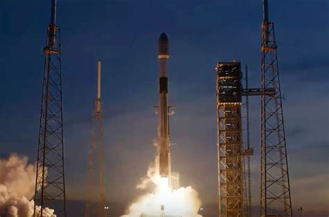 SpaceX Launches Starlink Satellites From Florida Video PressNewsAgency