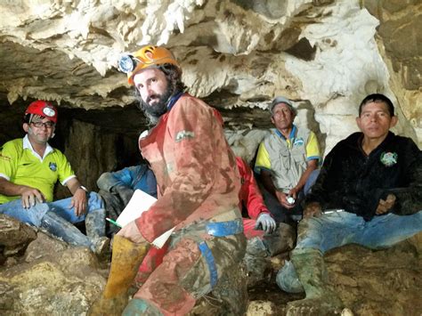 Cueva Misteriosa Cuevas Y Tragaderos De Perú Y Bolivia