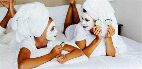 how to treat yourself to a rejuvenating spa day at home tat hit